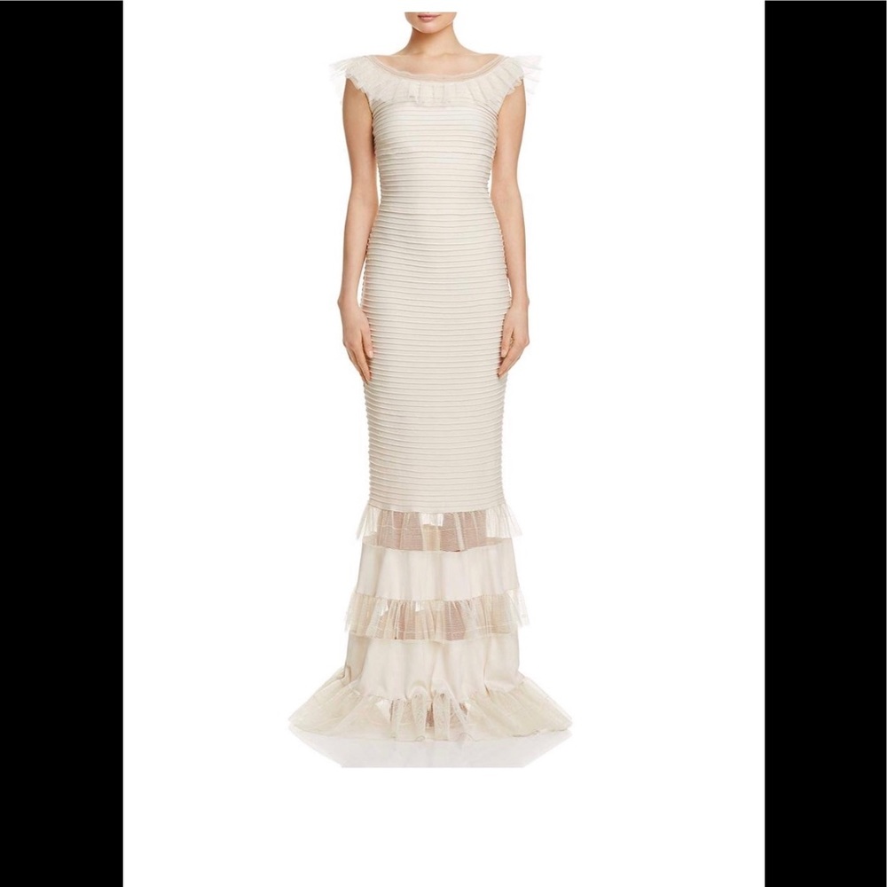 Tadashi Shoji🌸gown